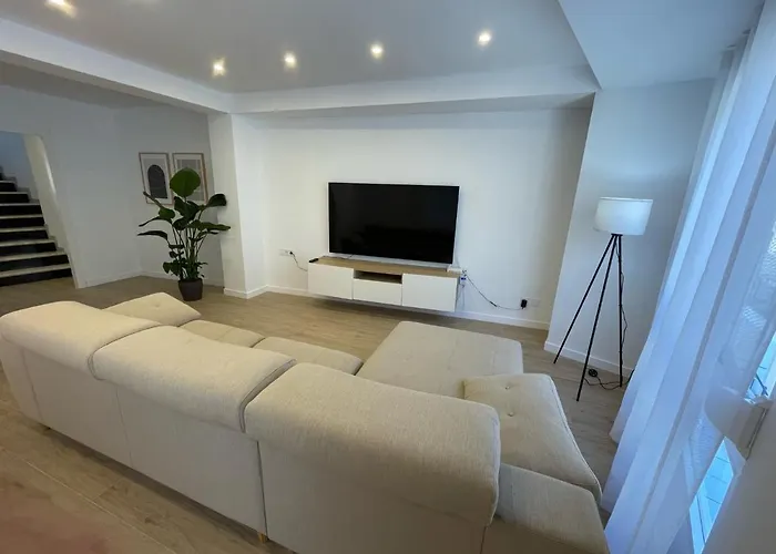 Apartamento Duplex De Lujo Con Gran Terraza Y Vistas Al Castillo - Centro